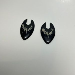 Wood Peg Earrings - Fishbone